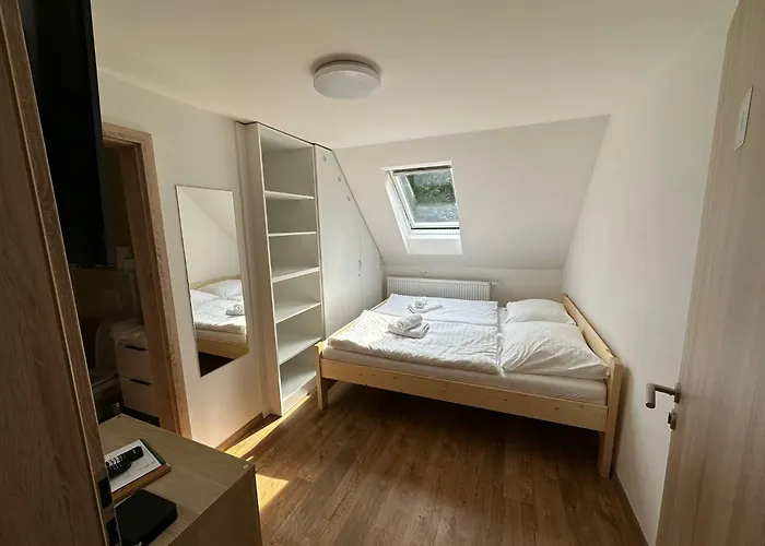 Casa de hóspedes U Kovárny 3*